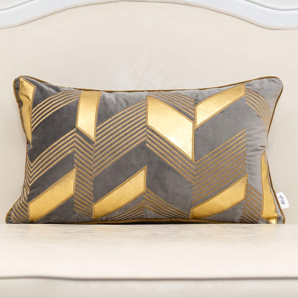 Alerfa 18 x 18 Inches Black Geometric Gold Leather Striped Cushion Cases Embroidery Modern Throw Pillow Covers Decorative Pillows for Couch Living Room Bedroom Car 45 x 45cm