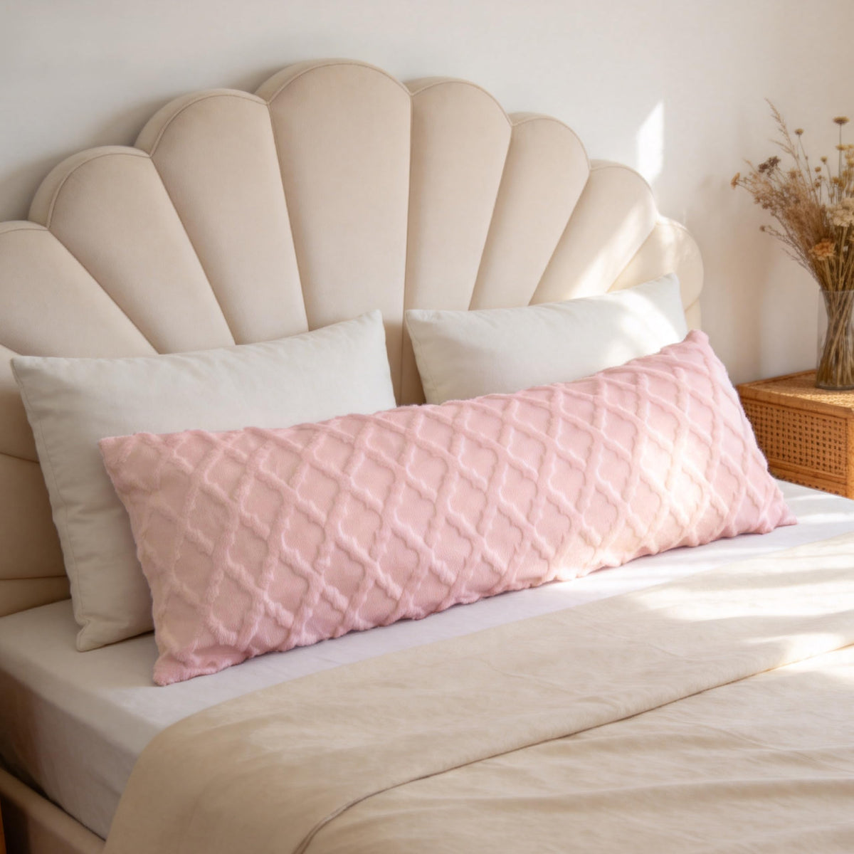 Body Pillowcase in Waffle Velvet Pattern, White Body Pillow Cover with Zipper 21 * 54 1 Piece, Suitable for Sofa, Bedroom Decoration,Without Pillow core(Milky White)