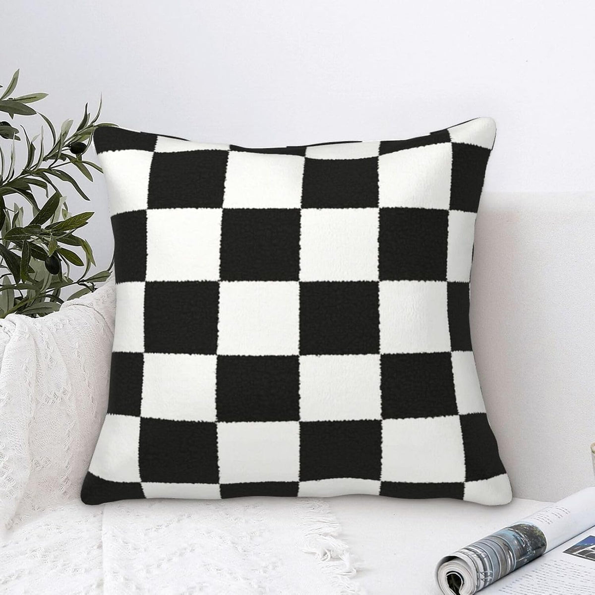 Pack of 2 Decorative Black White Throw Pillow Covers Checkerboard Luxury Super Soft Velvet Set Case Cushion for Couch Sofa Bedroom 20x20-Inch